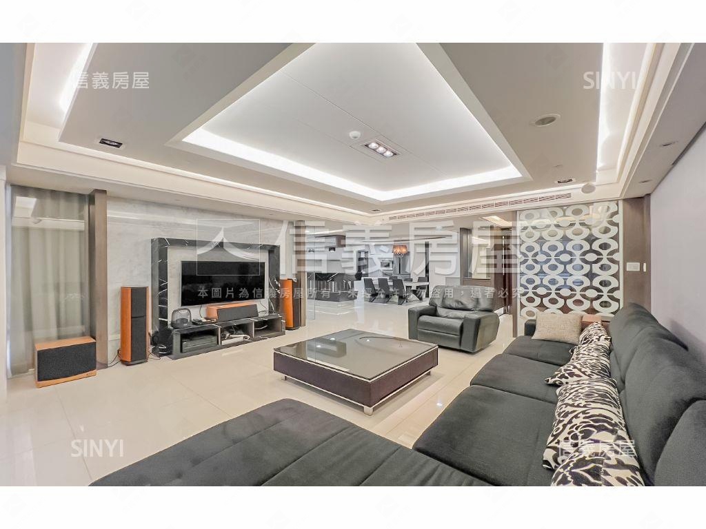 先看這間！鄉林皇居裝潢戶房屋室內格局與周邊環境