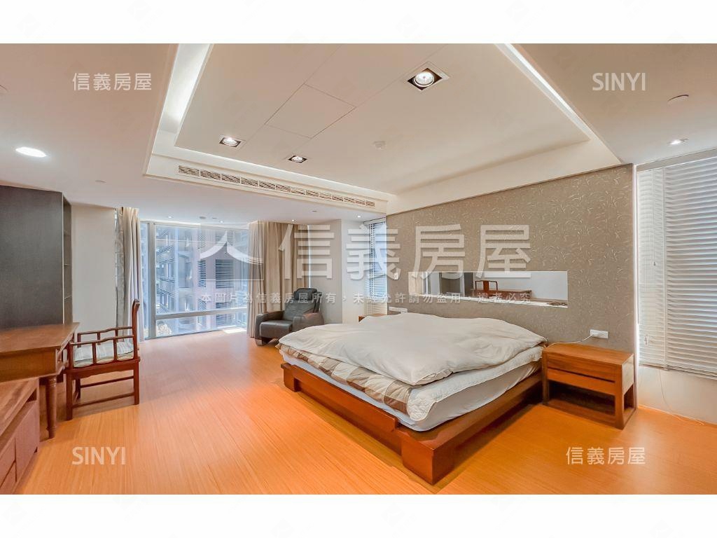 先看這間！鄉林皇居裝潢戶房屋室內格局與周邊環境