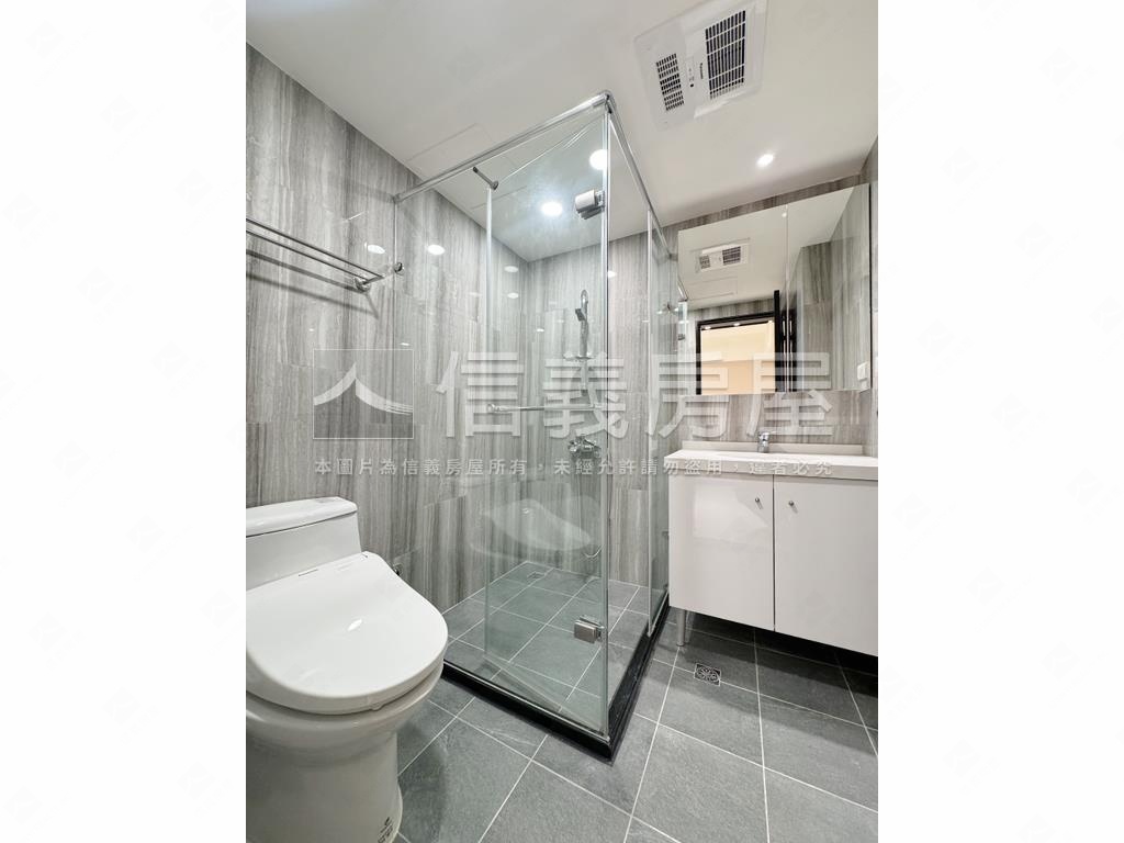 Ｈ３即可入住三房車位房屋室內格局與周邊環境