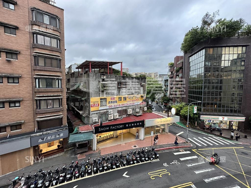 捷運明亮美廈房屋室內格局與周邊環境
