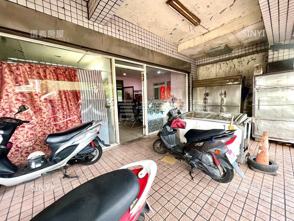 八里近６４面寬店面房屋室內格局與周邊環境