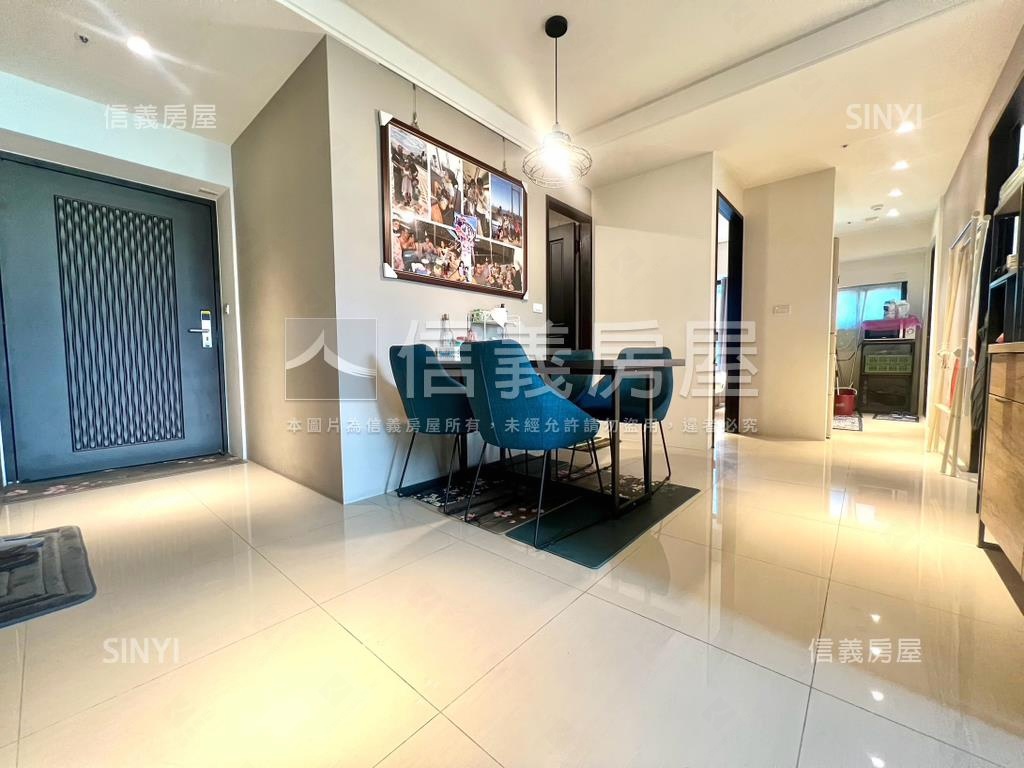 奇美京鑽兩房平車房屋室內格局與周邊環境