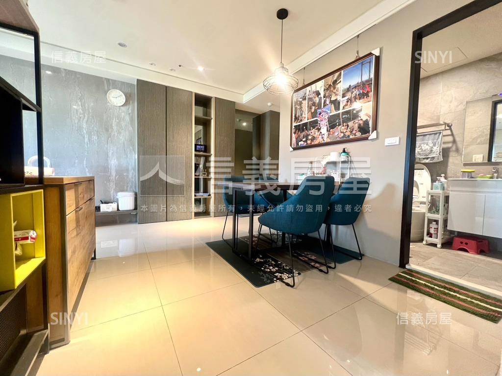 奇美京鑽兩房平車房屋室內格局與周邊環境