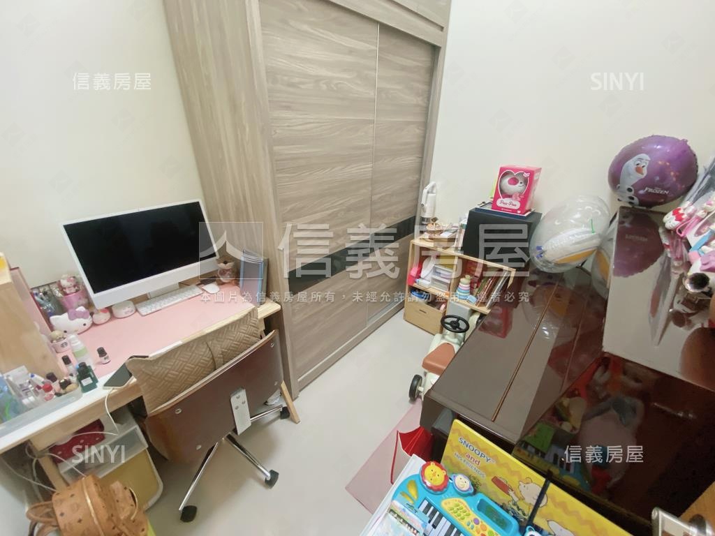 稀有釋出北屯舒適挑高２房房屋室內格局與周邊環境