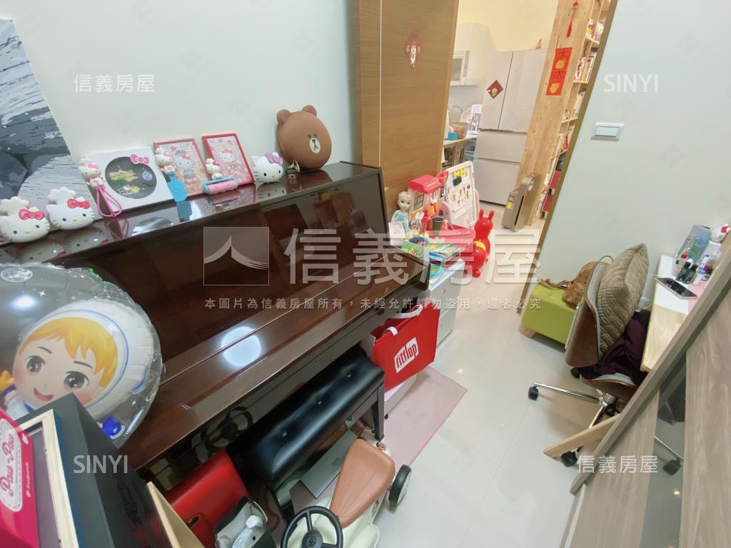 稀有釋出北屯舒適挑高２房房屋室內格局與周邊環境