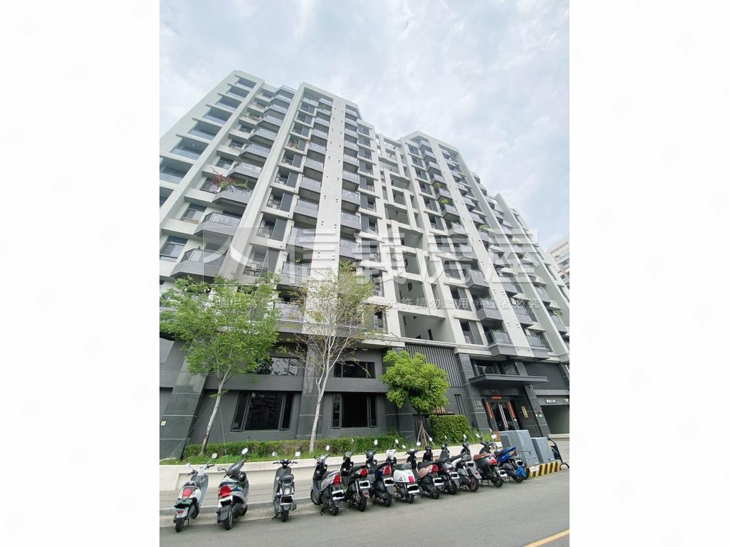 稀有釋出北屯舒適挑高２房房屋室內格局與周邊環境