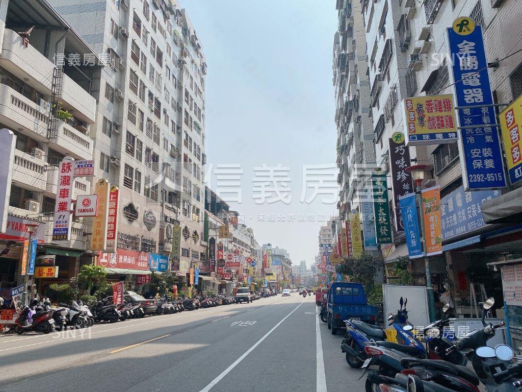 稀有釋出北屯舒適挑高２房房屋室內格局與周邊環境