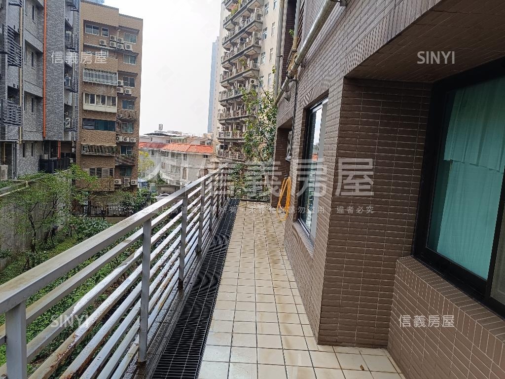 紅樹林站海天邊間庭院２房房屋室內格局與周邊環境
