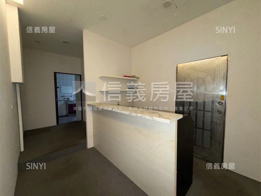 近未來捷運站收租透店房屋室內格局與周邊環境