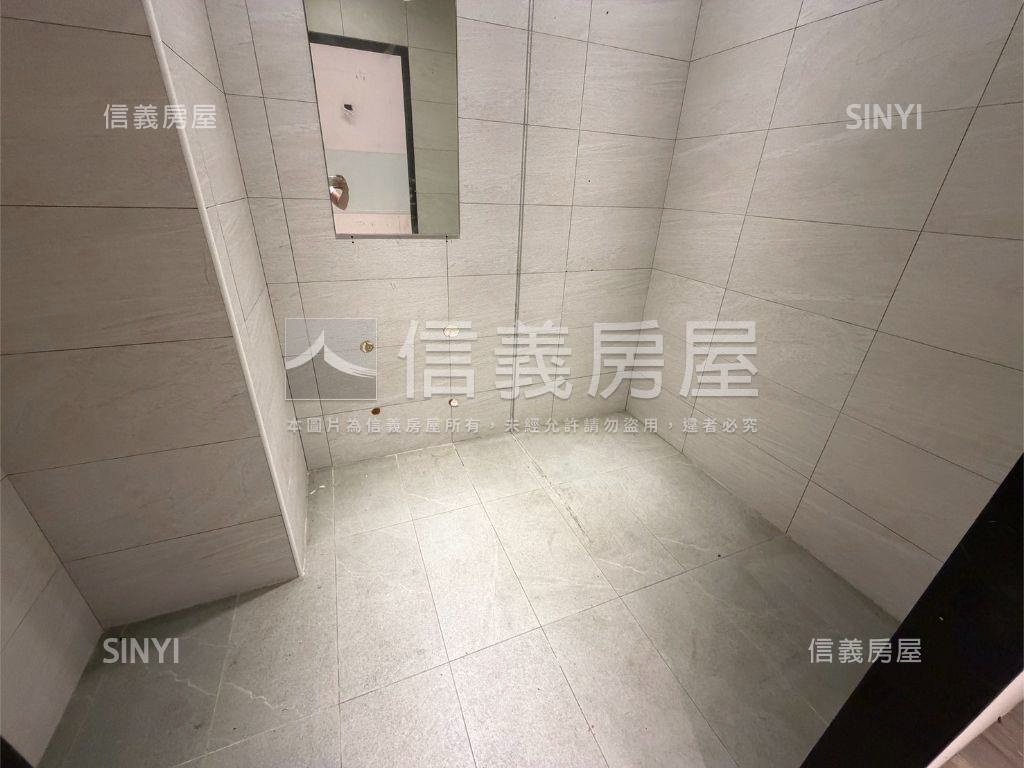 近未來捷運站收租透店房屋室內格局與周邊環境