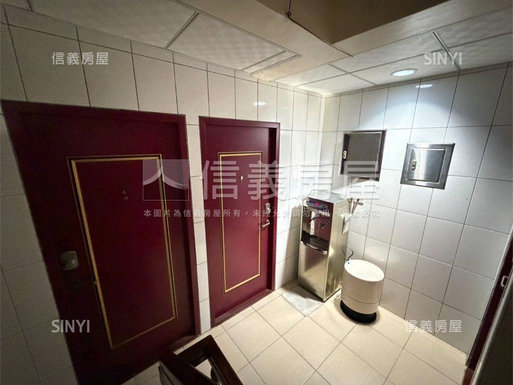 近未來捷運站收租透店房屋室內格局與周邊環境