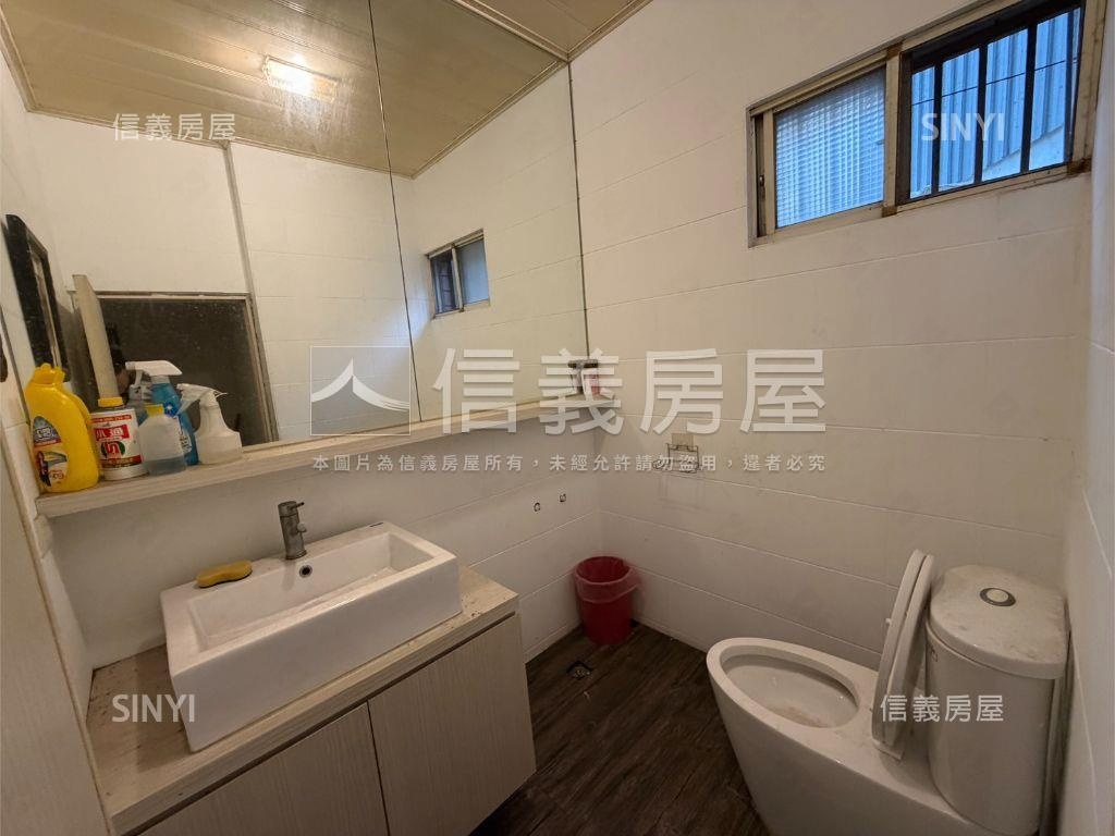 近未來捷運站收租透店房屋室內格局與周邊環境