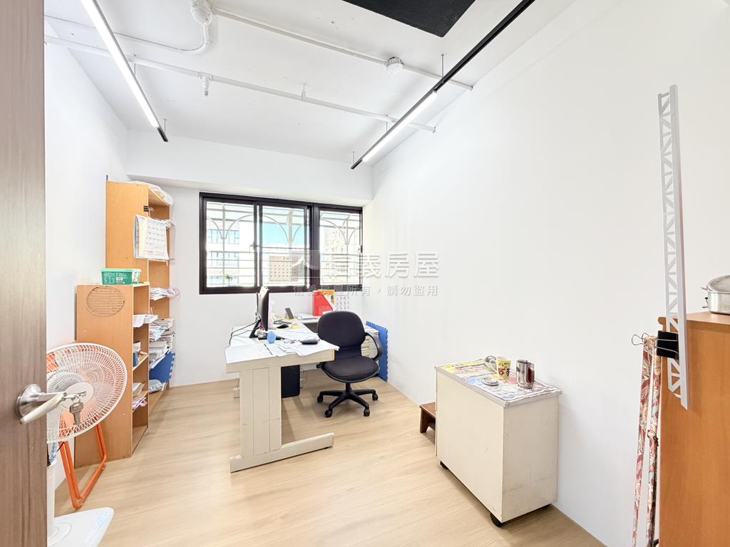 承德路新裝潢景觀住辦豪邸房屋室內格局與周邊環境