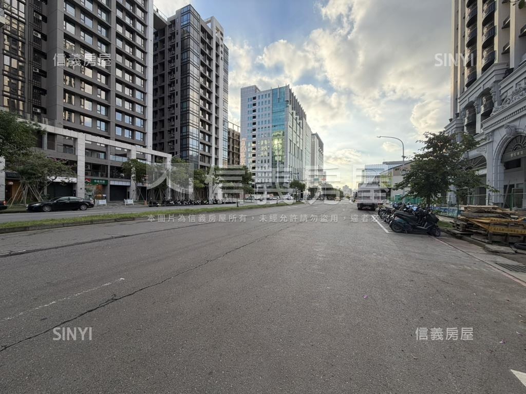 【店王】辰光曜金店面房屋室內格局與周邊環境