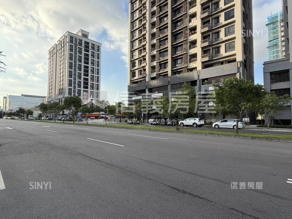 【店王】辰光曜金店面房屋室內格局與周邊環境