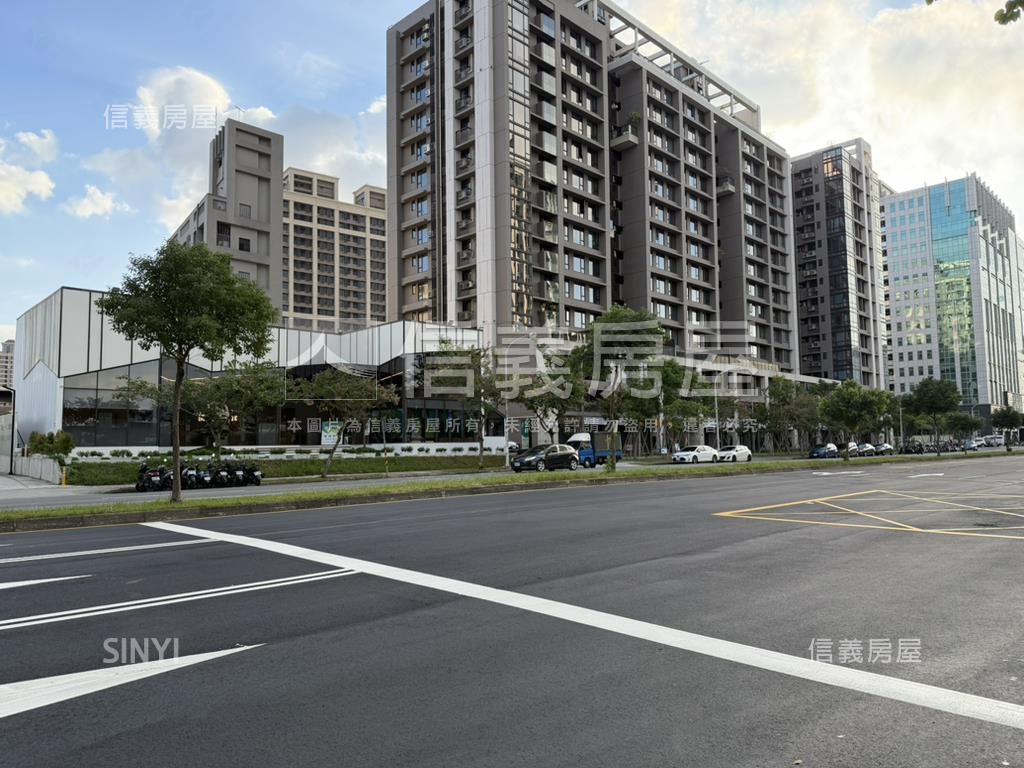 【店王】辰光曜金店面房屋室內格局與周邊環境