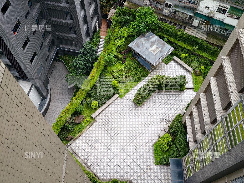 極美高樓二房帶車位房屋室內格局與周邊環境