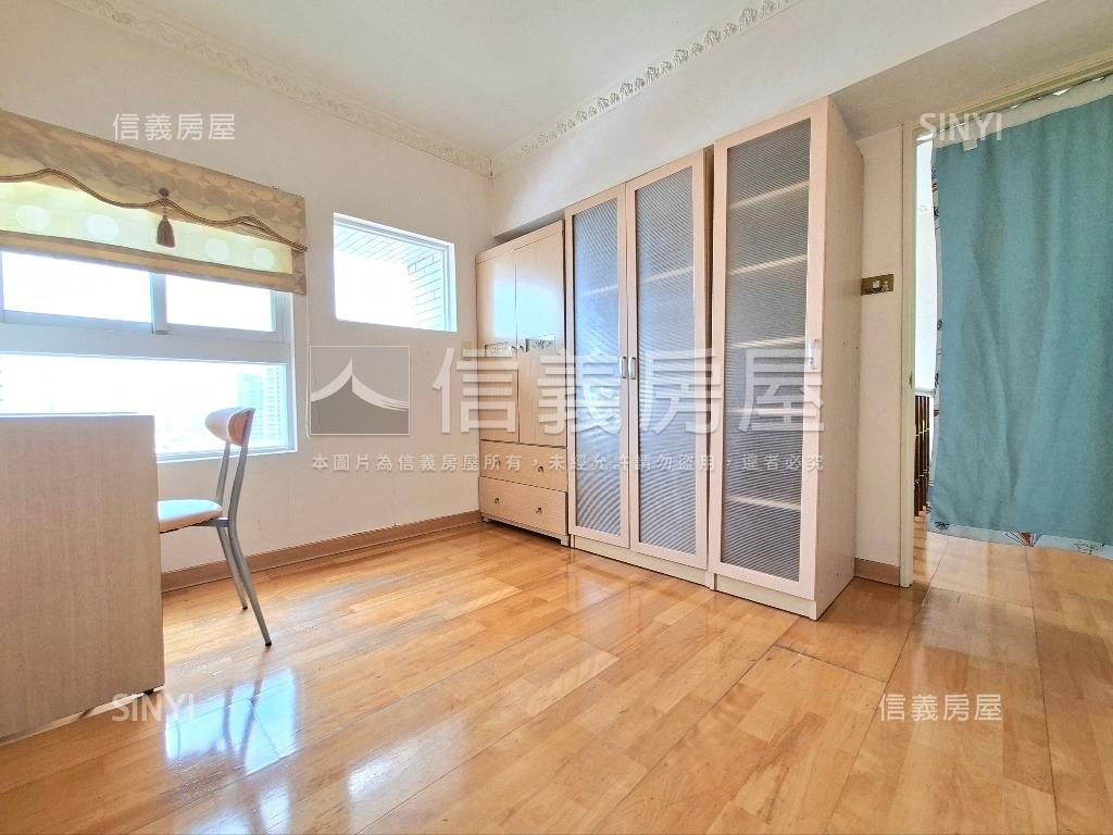 挑高暖屋｜永康河畔美居房屋室內格局與周邊環境