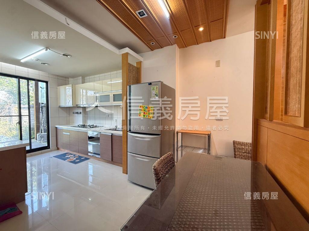 新社避暑別墅退休庭院宅房屋室內格局與周邊環境