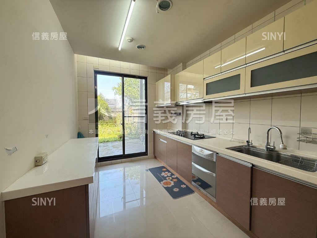 新社避暑別墅退休庭院宅房屋室內格局與周邊環境