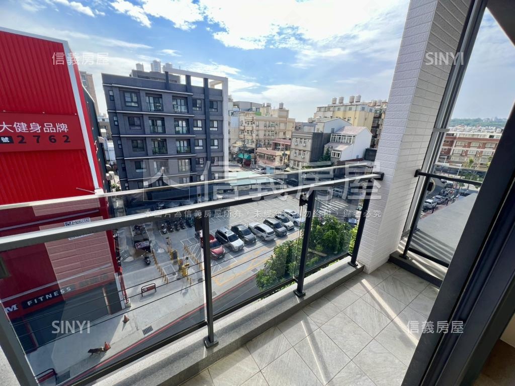 明新重劃區全新高樓三房房屋室內格局與周邊環境