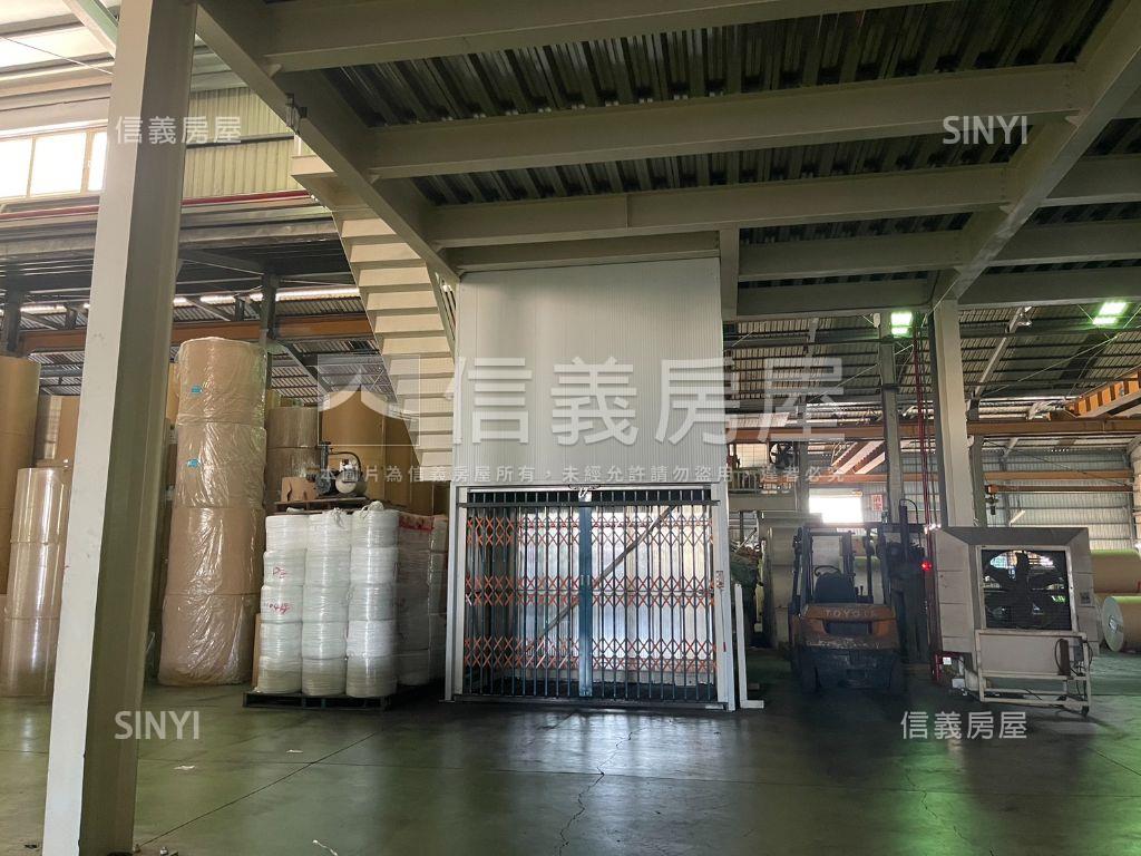 屏南工業區有尬水廠房Ａ房屋室內格局與周邊環境