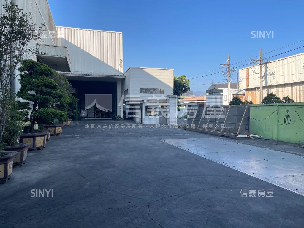 屏南工業區有尬水廠房Ａ房屋室內格局與周邊環境