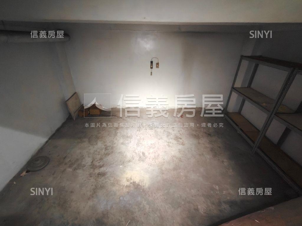 中清路黃金透店近經貿園區房屋室內格局與周邊環境