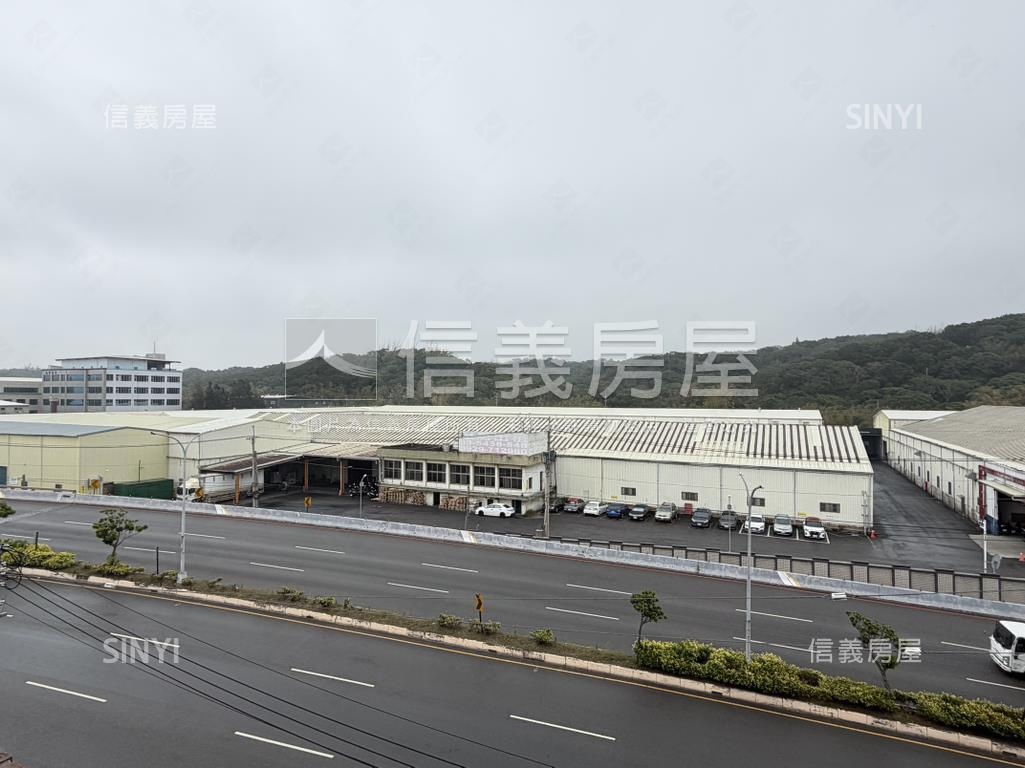 新竹土地５９４坪乙工廠辦房屋室內格局與周邊環境