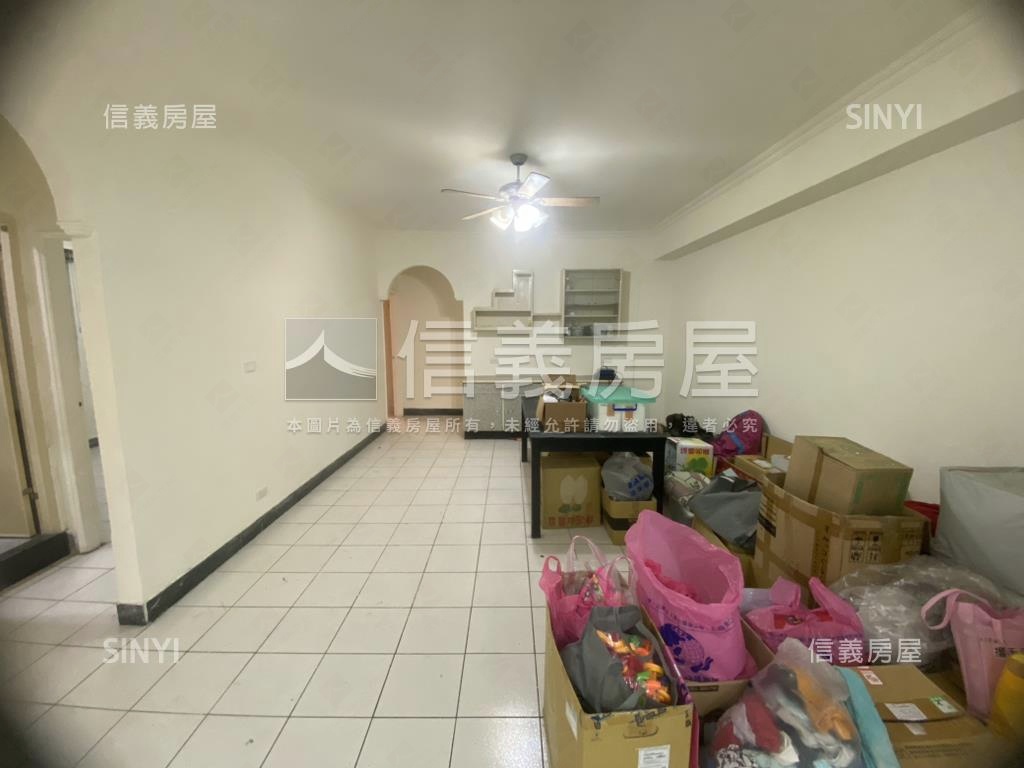 華順街大空間華廈房屋室內格局與周邊環境