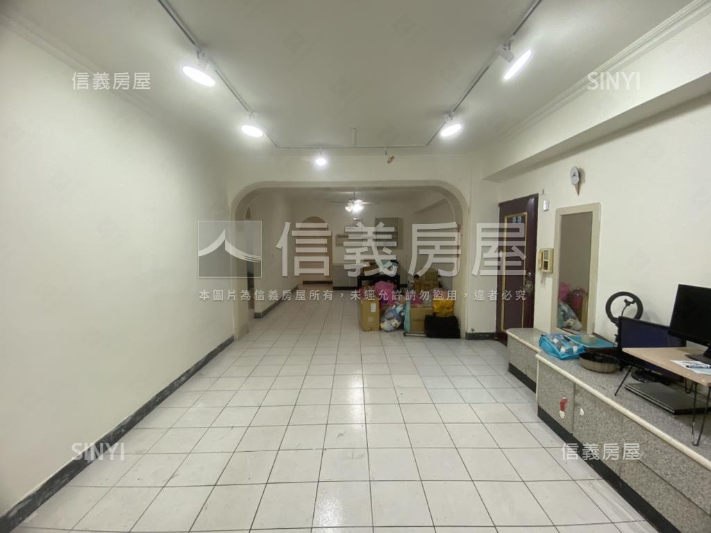 華順街大空間華廈房屋室內格局與周邊環境