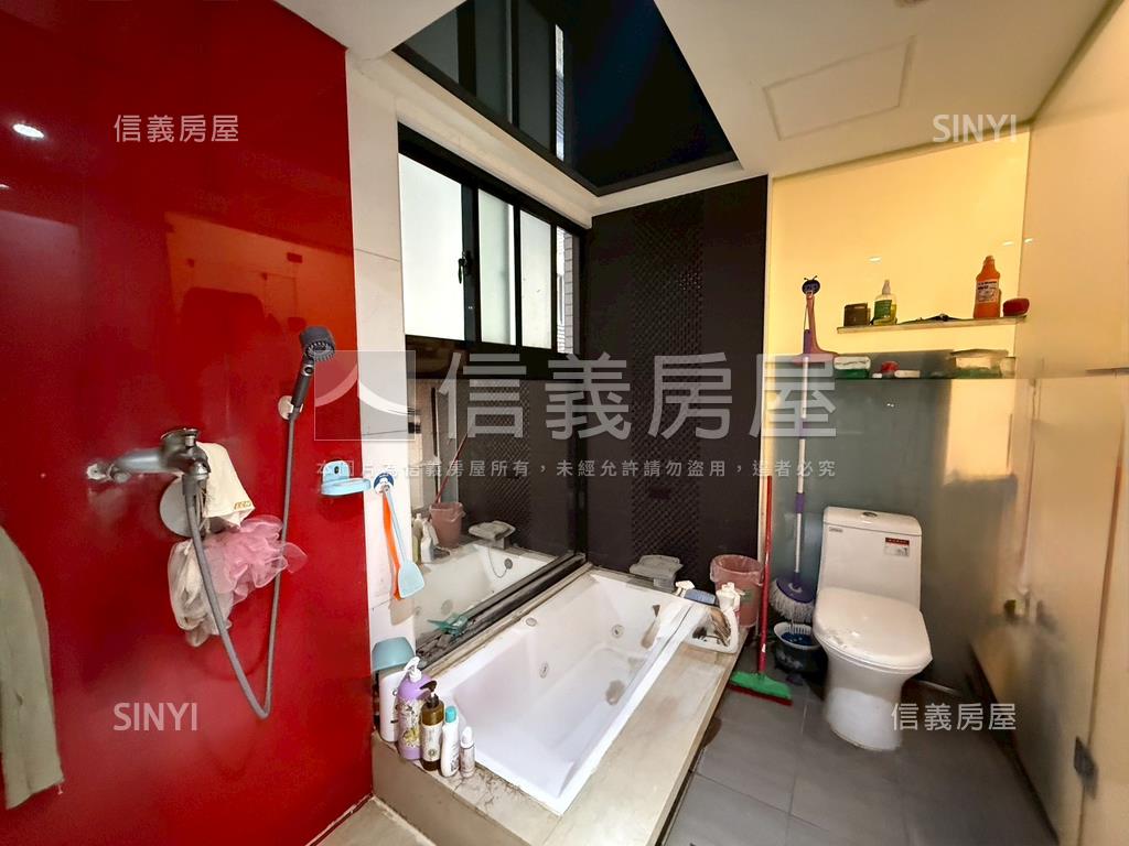 ＮｅｗＳｋｙ成家三房車位房屋室內格局與周邊環境