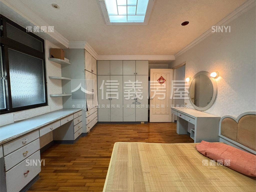近陽明國中三房平車樹梢戶房屋室內格局與周邊環境