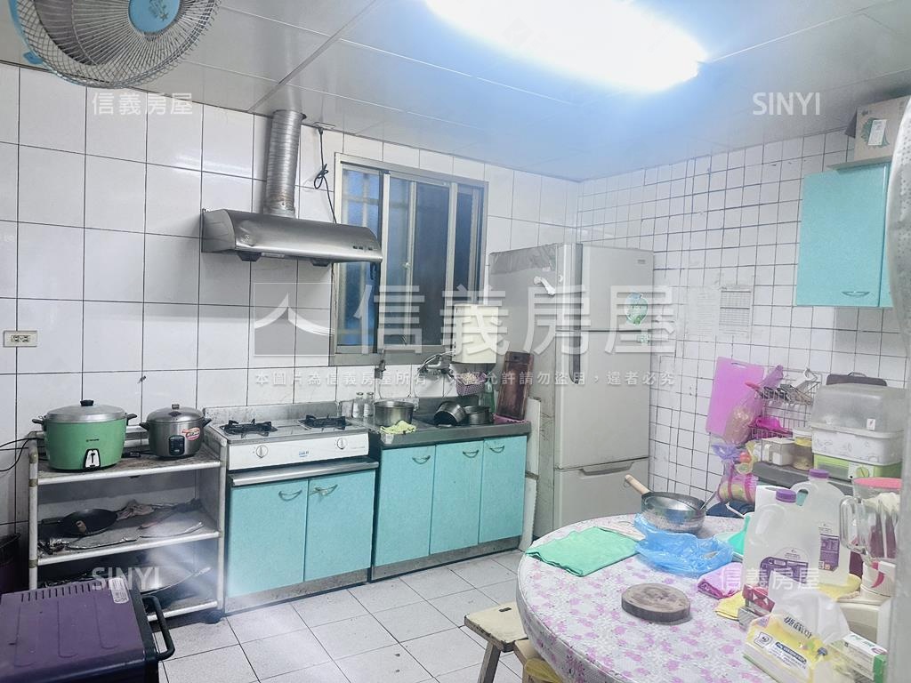 一樓方正美寓房屋室內格局與周邊環境