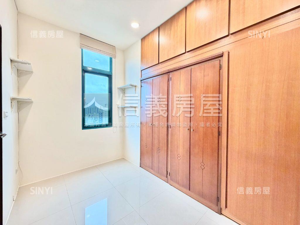 蔚藍海角間三房外棟雙車位房屋室內格局與周邊環境