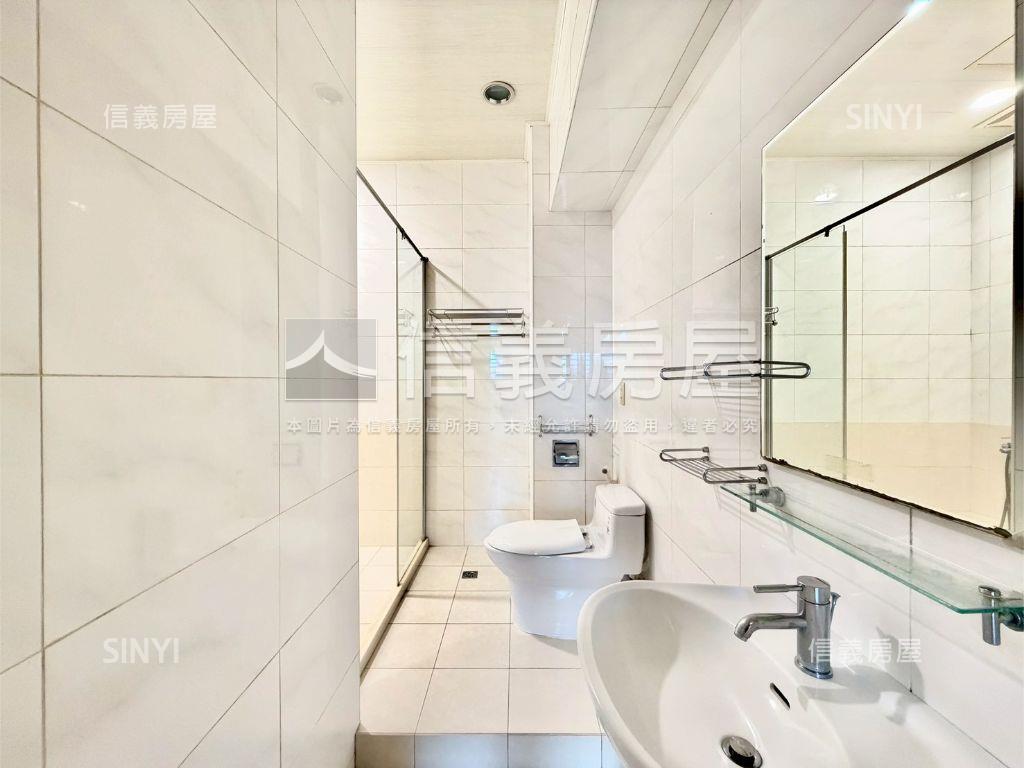 蔚藍海角間三房外棟雙車位房屋室內格局與周邊環境