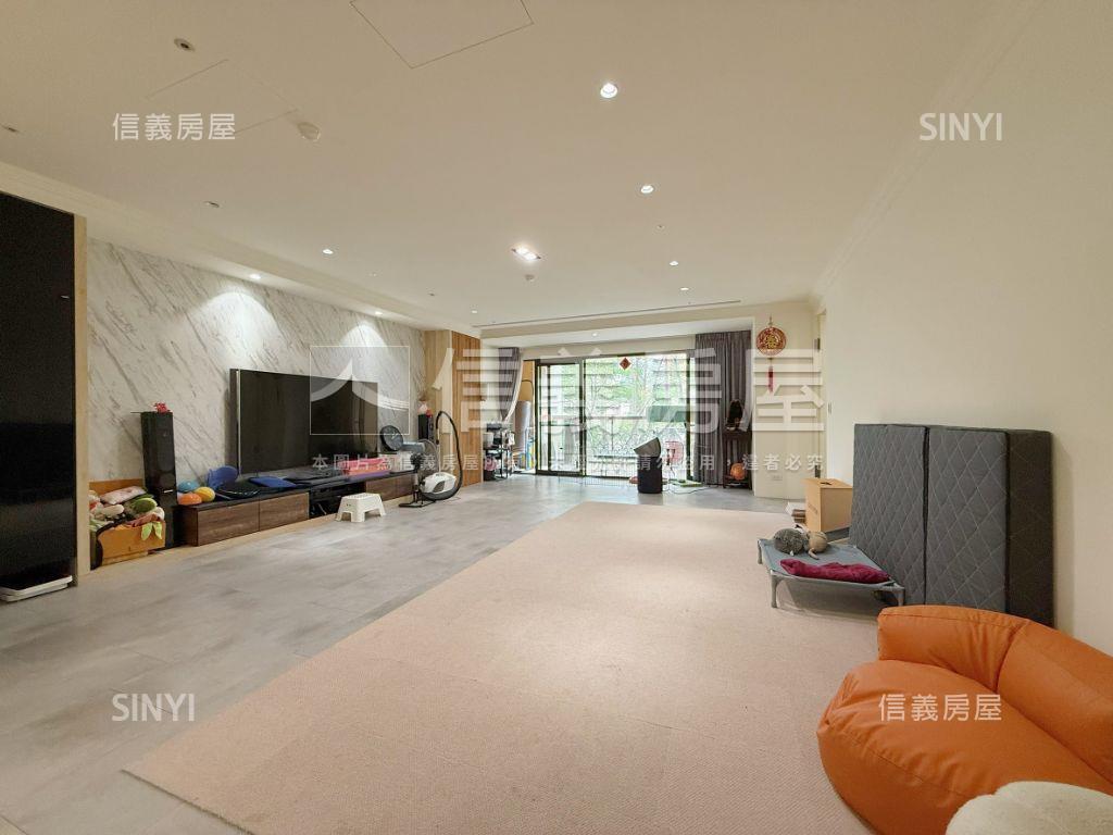 草悟道觀雲朝東樹景美裝潢房屋室內格局與周邊環境