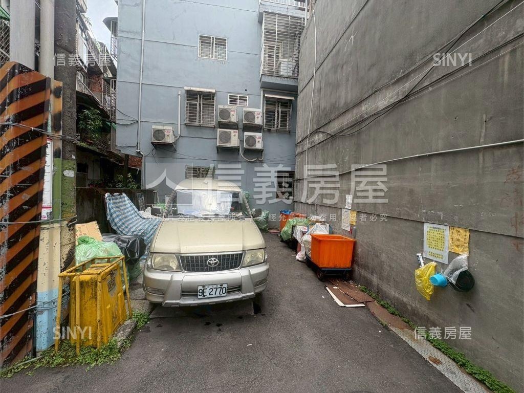 環狀線通勤透天房屋室內格局與周邊環境
