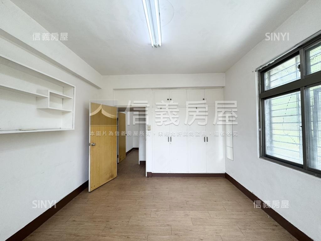 萬隆捷運公寓二樓房屋室內格局與周邊環境