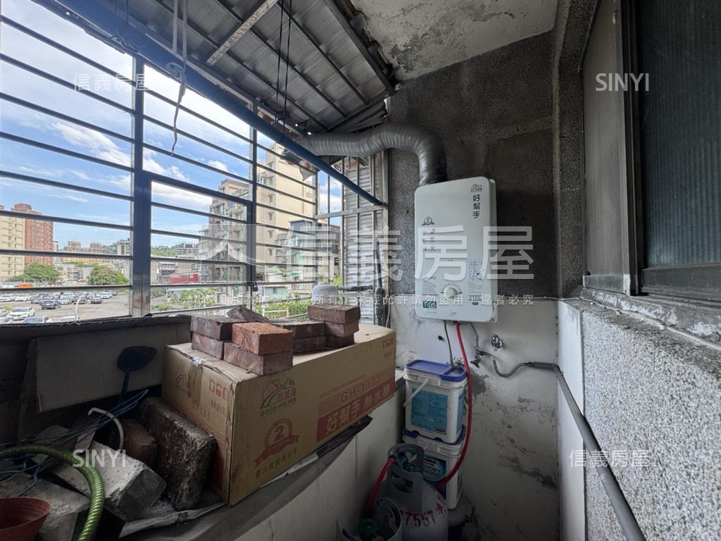 萬隆捷運公寓二樓房屋室內格局與周邊環境