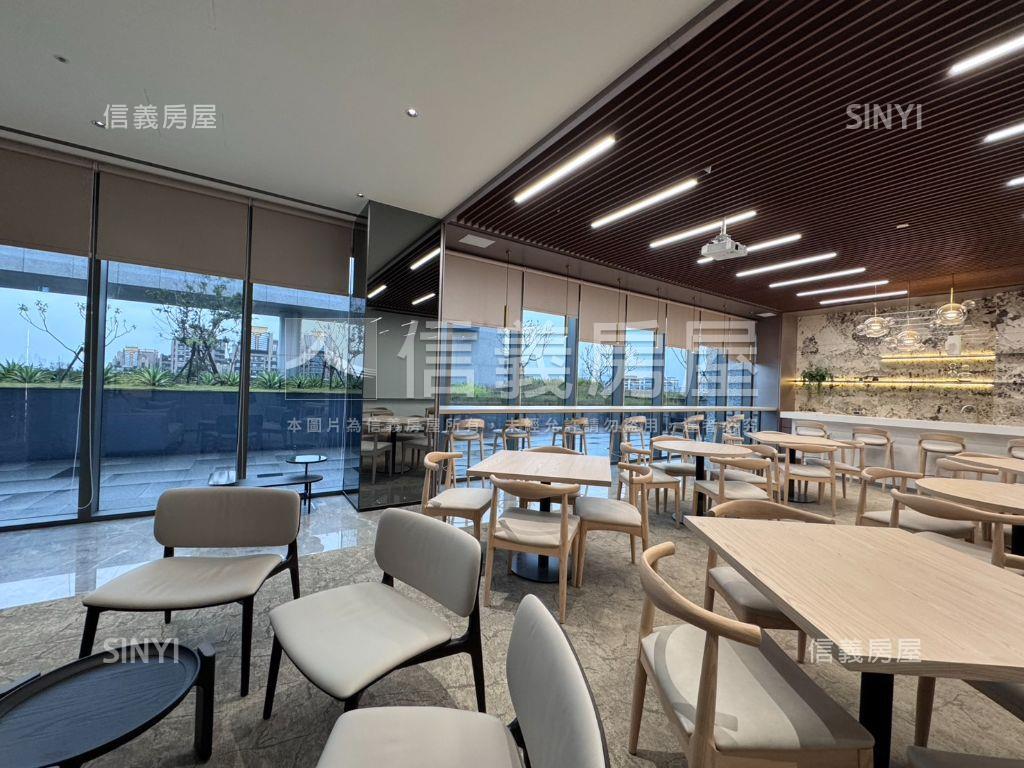 台灣智匯總部挑高機捷Ａ３房屋室內格局與周邊環境