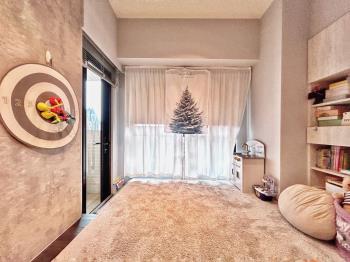 ＤＵＡ逢甲漂亮２房平車