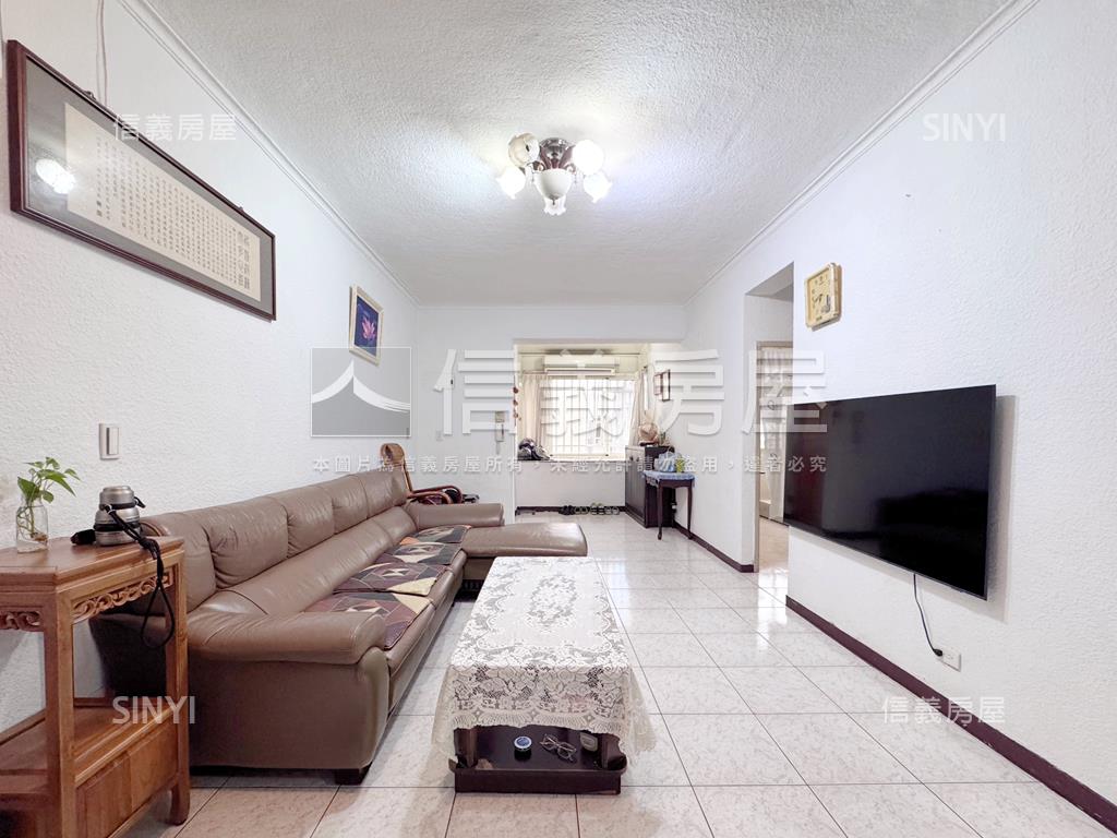 警光靜好邊間三面採光美寓房屋室內格局與周邊環境