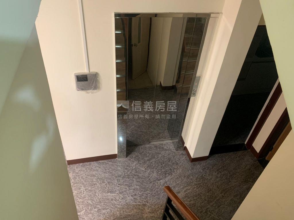 黎明新村朝南透天歡迎賞屋房屋室內格局與周邊環境