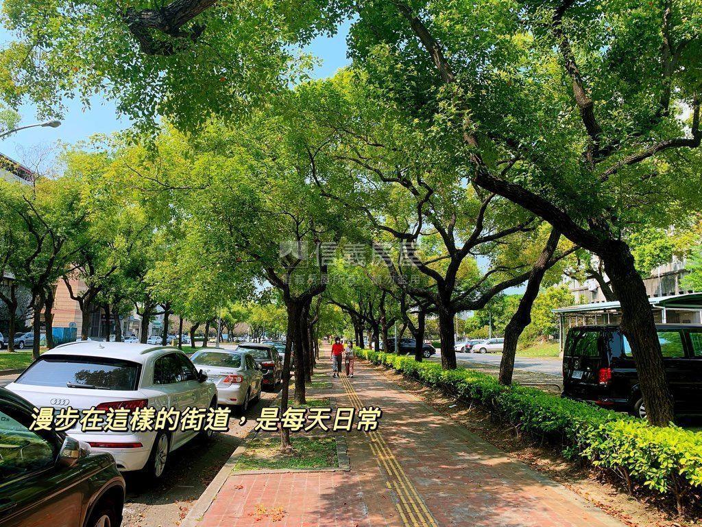 黎明新村朝南透天歡迎賞屋房屋室內格局與周邊環境