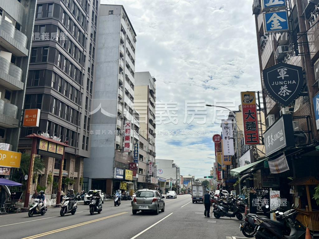 東區火車站旁電梯套房房屋室內格局與周邊環境