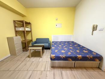 東區火車站旁電梯套房