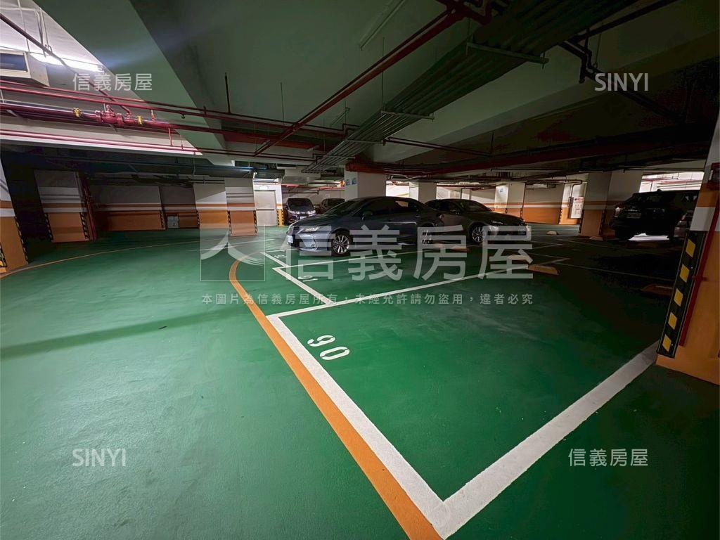 ★專任榮耀交響曲面公園★房屋室內格局與周邊環境