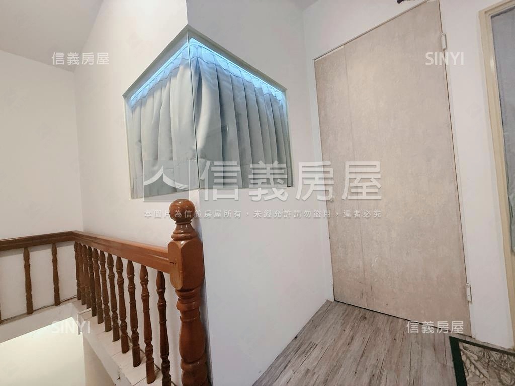 五期臨約２０米路寬金店面房屋室內格局與周邊環境