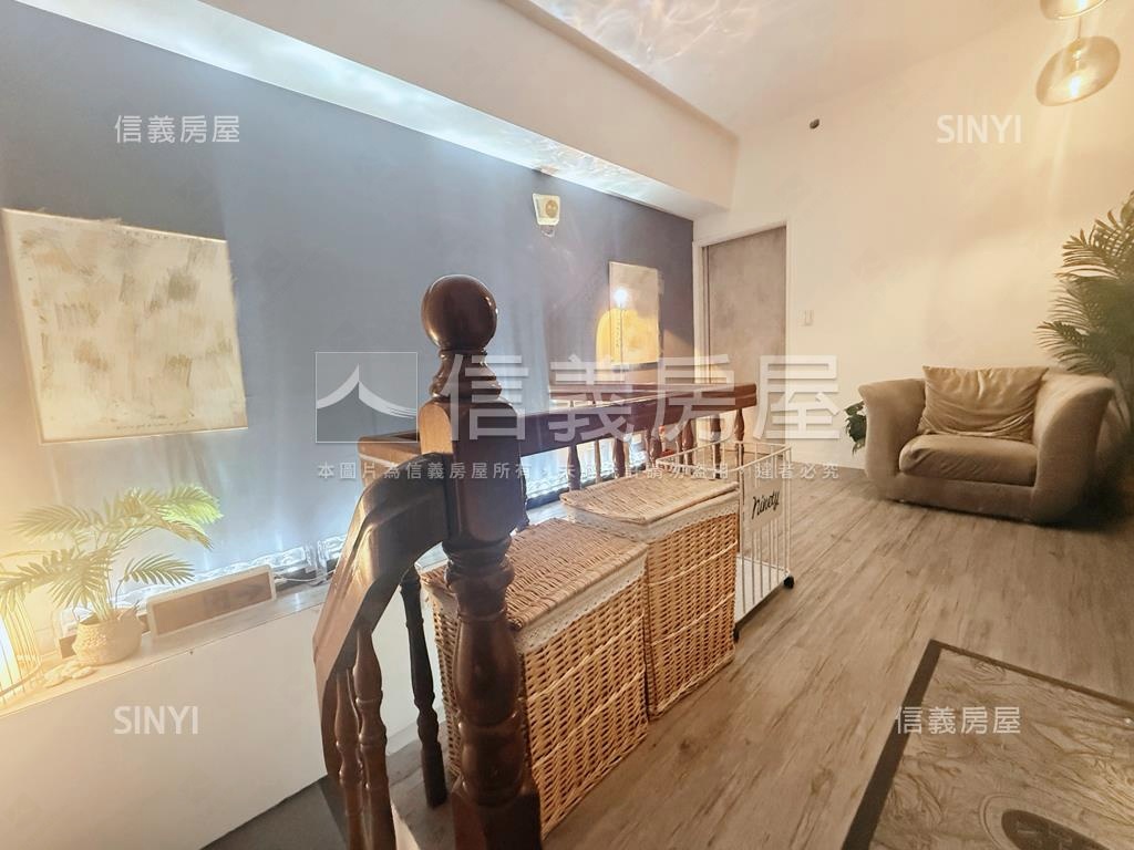 五期臨約２０米路寬金店面房屋室內格局與周邊環境